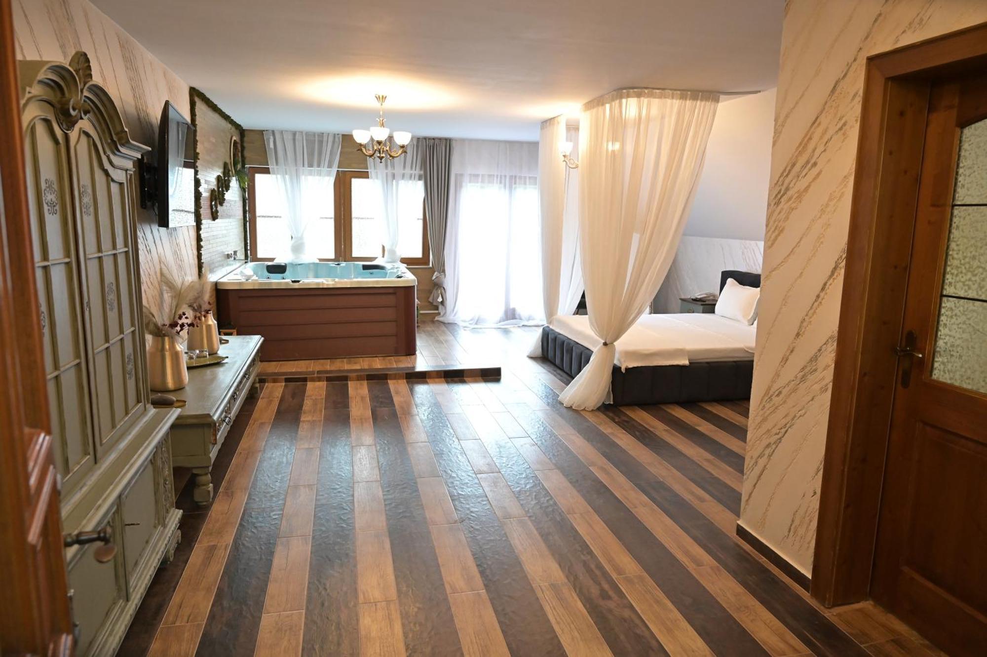 Hotel Conacul Radacinilor Petroşani Exterior foto